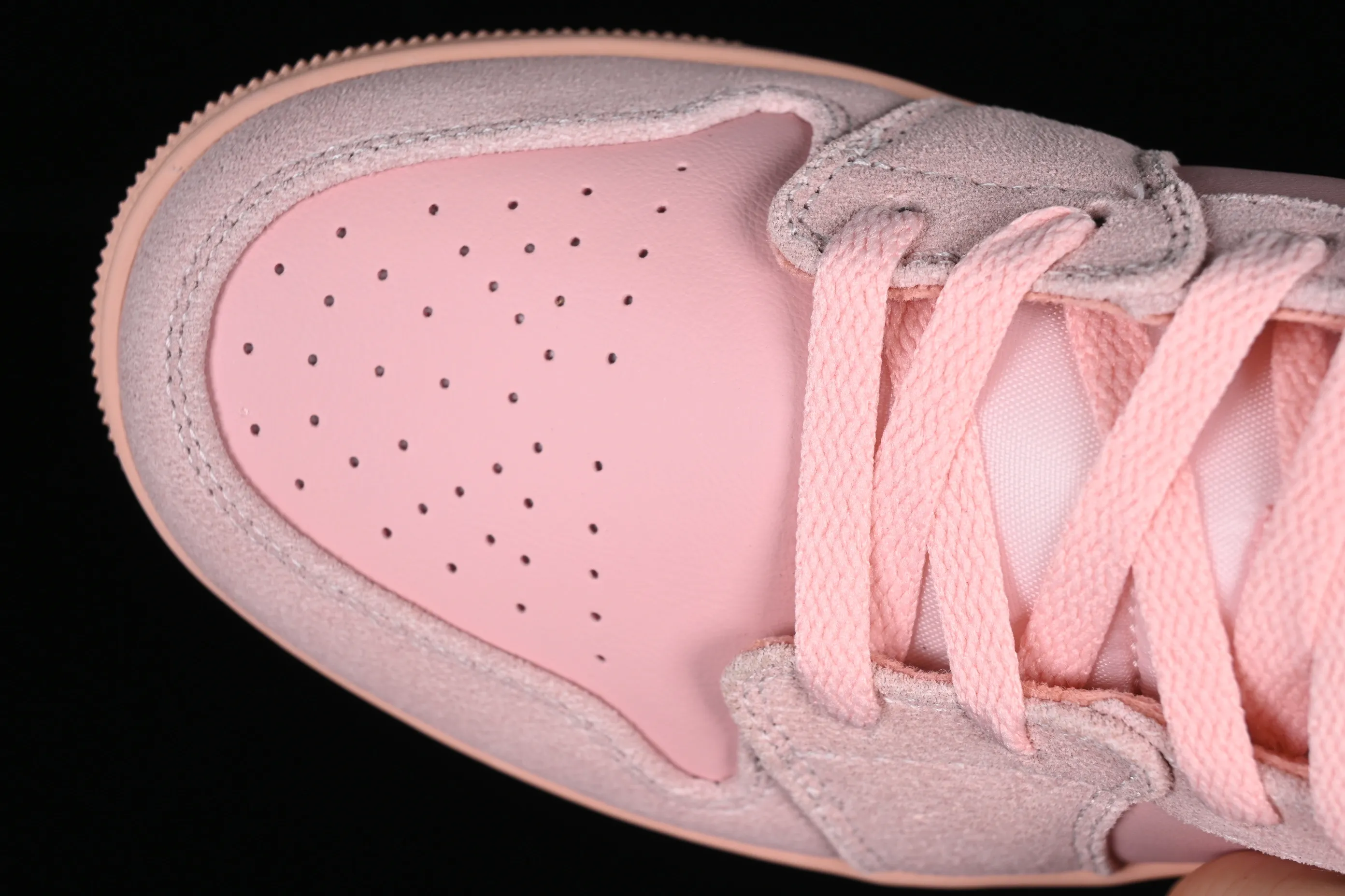 All categories Air Jordan Jordan series basketball shoes Air Jordan 1 Mid Air Jordan 1 Mid AJ1 Joe 1 coral gold dirty pink suede mid-top retro basketball shoes 852542-600